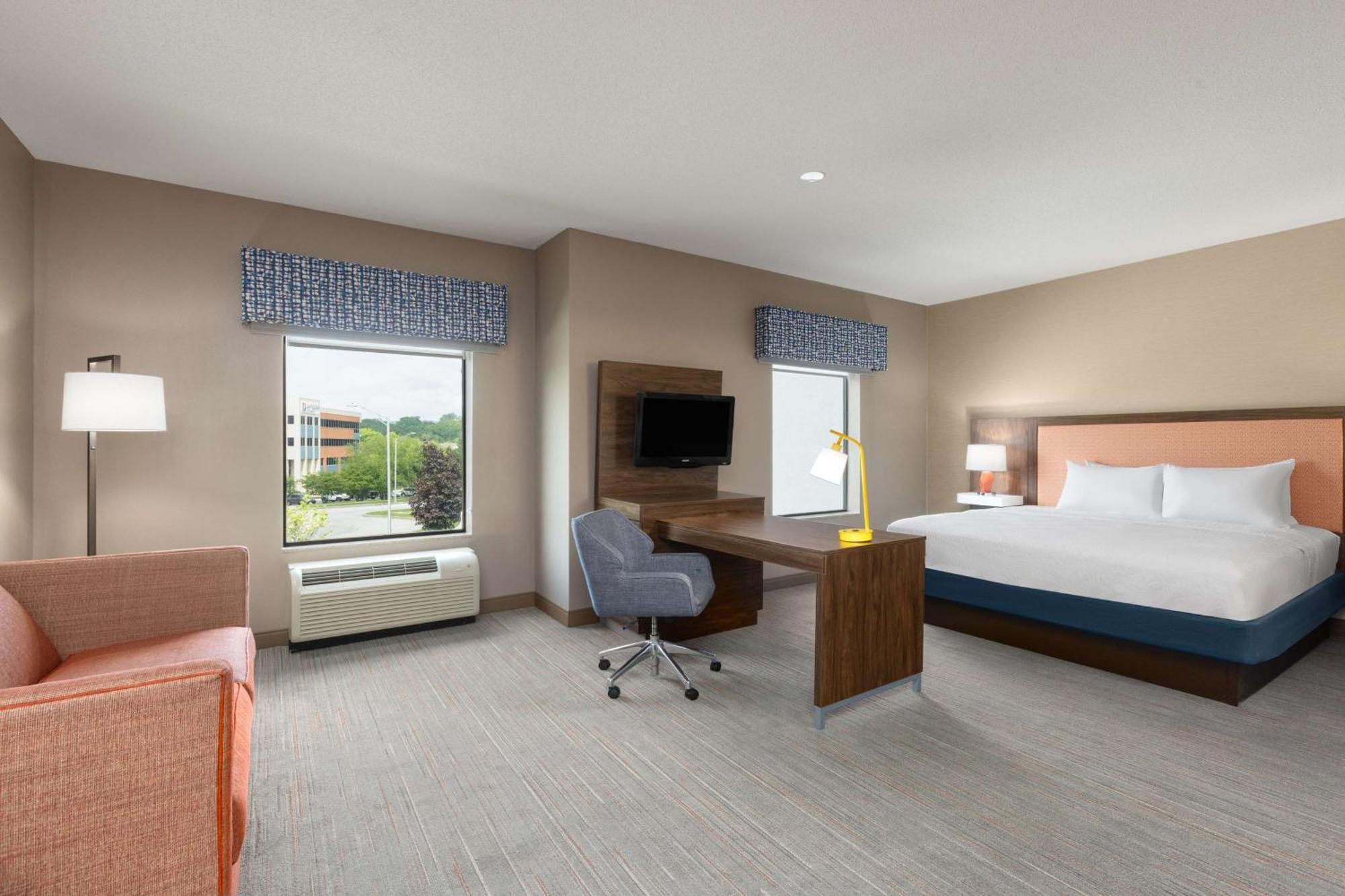 Hampton Inn&suites